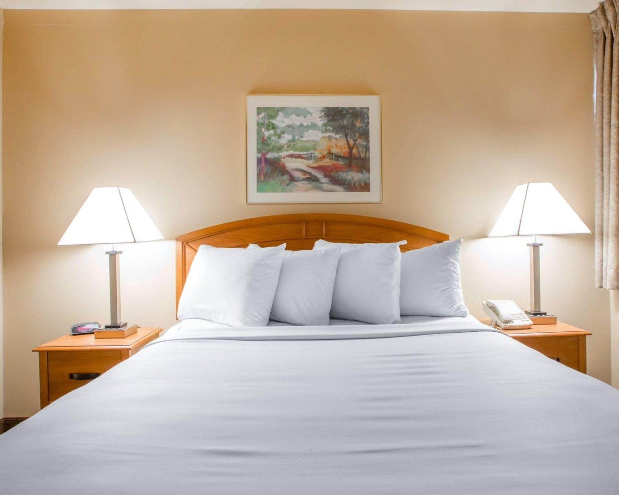 ฮอว์ทอร์น สวีท บาย วินด์แฮม โอ๊คครีก/มิลวอคีแอร์พอร์ต Hotel ภายนอก รูปภาพ